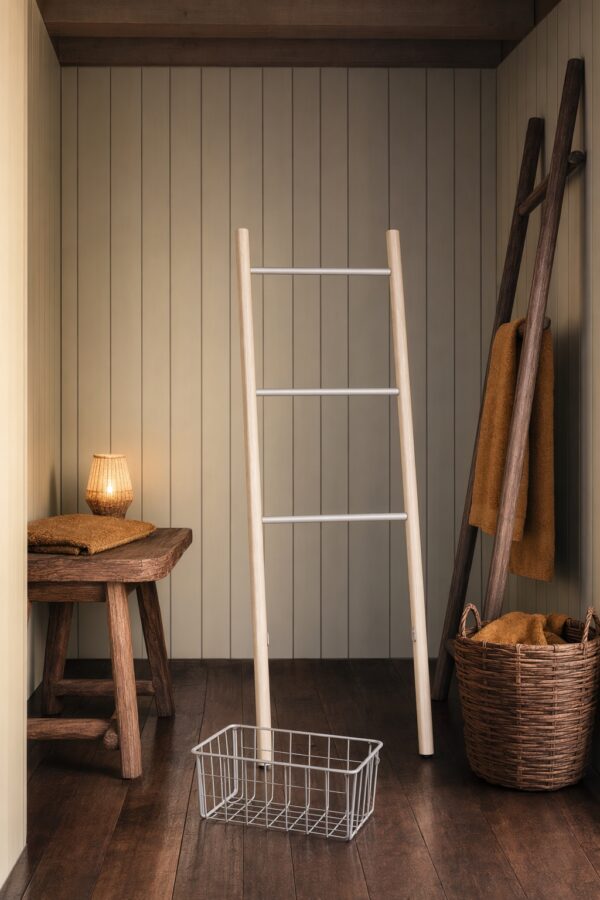 Towel Ladder Basket Rail