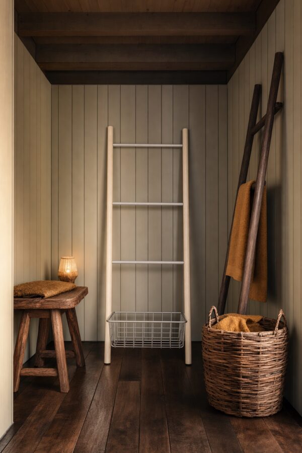 Towel Ladder Basket Rail