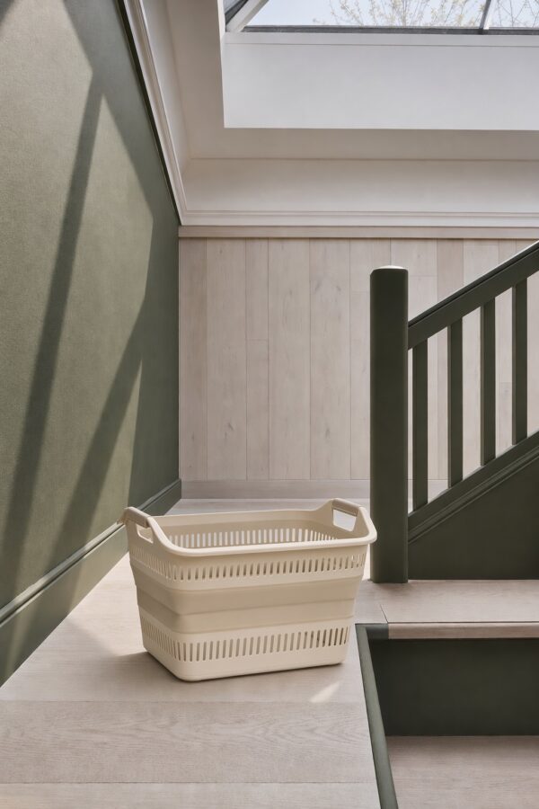 Collapsible Carry Basket